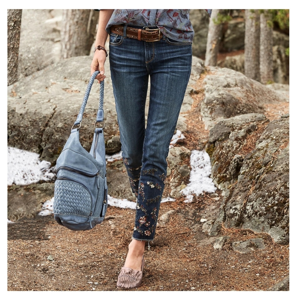 Driftwood Floral Embroidered Jackie Fleur Jeans 27